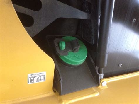 cat skid steer gas.cap|caterpillar gas cap.